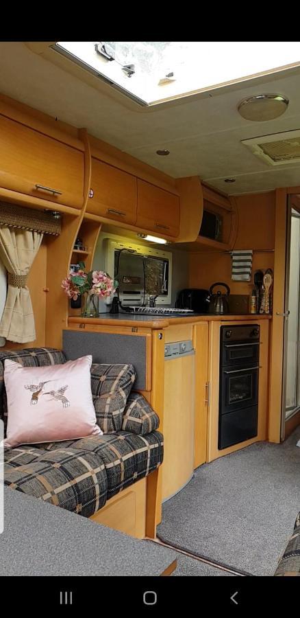קורשם Self Contained Holiday Home Caravan מראה חיצוני תמונה