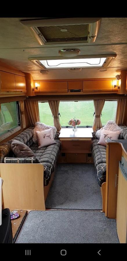 קורשם Self Contained Holiday Home Caravan מראה חיצוני תמונה