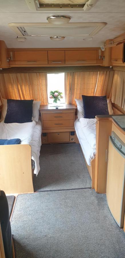 קורשם Self Contained Holiday Home Caravan מראה חיצוני תמונה